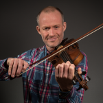 Alistair McCulloch – fiddle